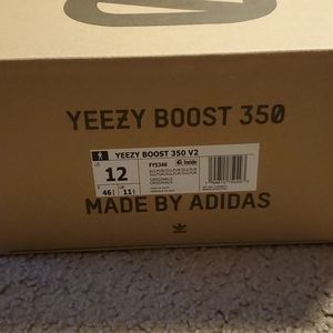 Yeezy Boost 350 "sulfur"